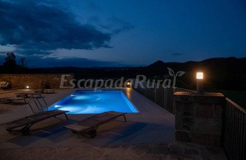 Balsareny Cottage | Cabin ∙ 8 bedrooms ∙ 18 guests