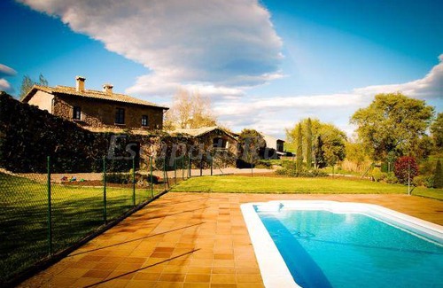 Olost Cottage | Cabin ∙ 6 bedrooms ∙ 16 guests