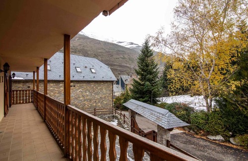 Casarilh House | CASA BARGADERA de Alma de Nieve