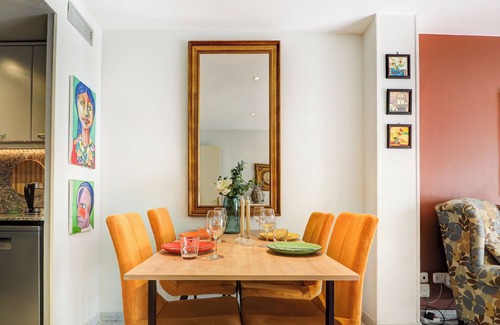 Sitges Town Center Apartment | Casa Rainbow by Hello Homes Sitges
