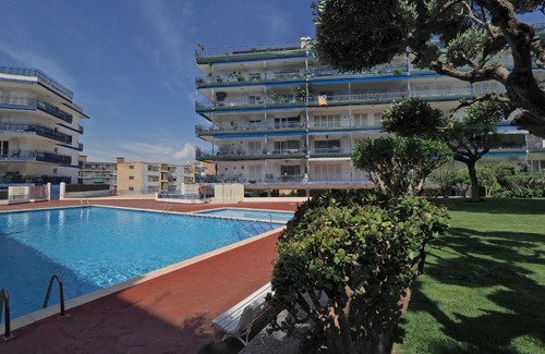 Sant Andreu de Llavaneres Apartment | Duplex Penthouse & Pool