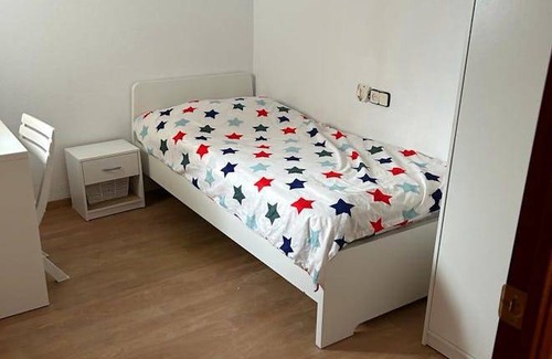 El Parc i la Llacuna del Poblenou Resort | 95 m² Private room ∙ 1 bedroom ∙ 1 guest