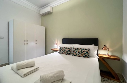 L'Antiga Esquerra de l'Eixample Apartment | 92 m² Apartment ∙ 3 bedrooms ∙ 6 guests