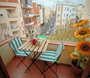 Collblanc y La Torrassa Apartment | 65 m² Apartment ∙ 3 bedrooms ∙ 7 guests