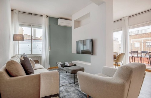 La Maternitat i Sant Ramon Apartment | 76 m² Apartment ∙ 2 bedrooms ∙ 3 guests