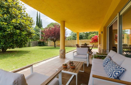 Sant Andreu de Llavaneres House | 350 m² Finca ∙ 4 bedrooms ∙ 8 guests