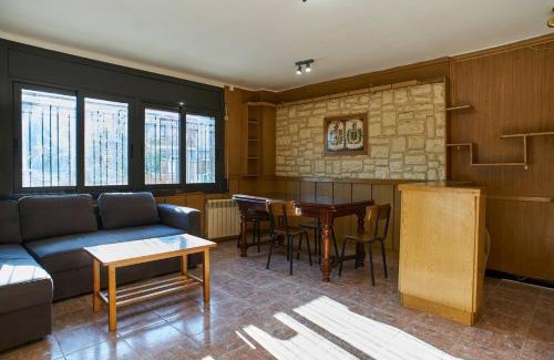 Esparraguera House | Holidays Domus Iano