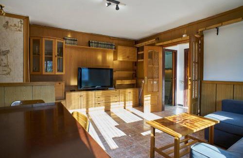 Esparraguera House | Holidays Domus Iano