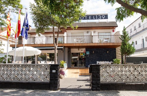 Castelldefels Hotel | Hotel 139