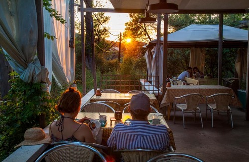 Vallvidrera Hostel | Inout