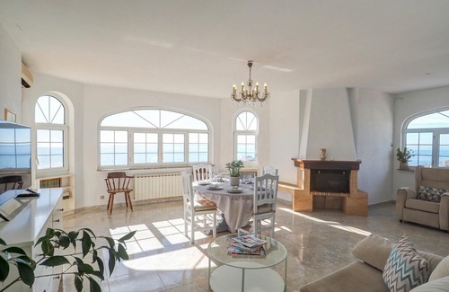Sitges Apartment | Malvasia Family Sea View Apartment