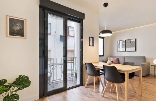 L'Hospitalet de Llobregat Apartment | Olala Urban Chill Flat 2.1 I Balcony I