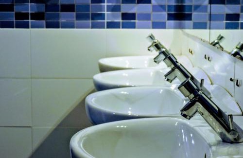 La Maternitat i Sant Ramon Hostel | Onefam Les Corts