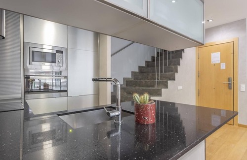la Vila de Gracia Apartment | Penthouse in Gràcia 2 rooms 6 pax Pool and Terrace- free WiFi