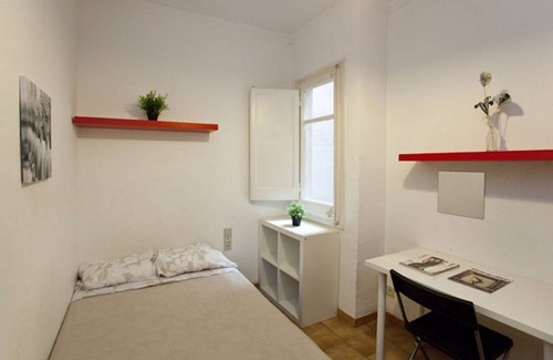 Sarria-Sant Gervasi Resort | Private room ∙ 1 bedroom ∙ 1 guest