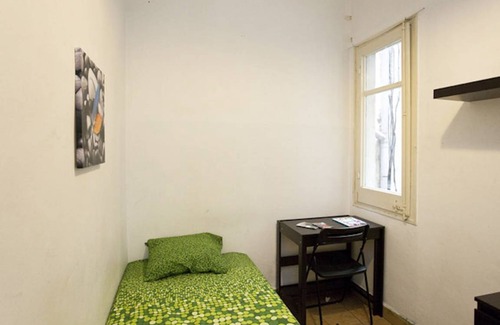 Sarria-Sant Gervasi Resort | Private room ∙ 1 bedroom ∙ 1 guest