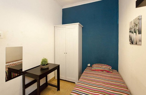 Sarria-Sant Gervasi Resort | Private room ∙ 1 bedroom ∙ 1 guest