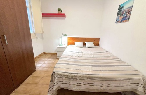 Sarria-Sant Gervasi Resort | Private room ∙ 1 bedroom ∙ 1 guest