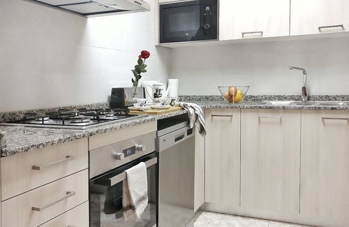 el Fort Pienc Apartment | Relaxing 3BR with terrace near the beach and Auditori - Ascot