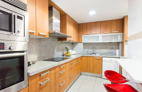 el Fort Pienc Apartment | Spacious 4 Bedroom in City Center