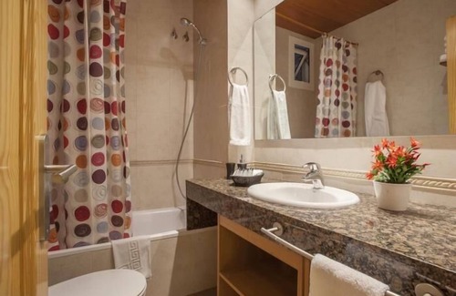 La Ribera Apartment | Spacious and bright apartment in the center