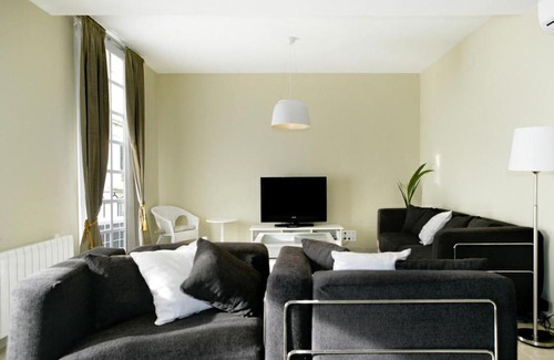 Dreta de l'Eixample Apartment | Spacious apartment for families