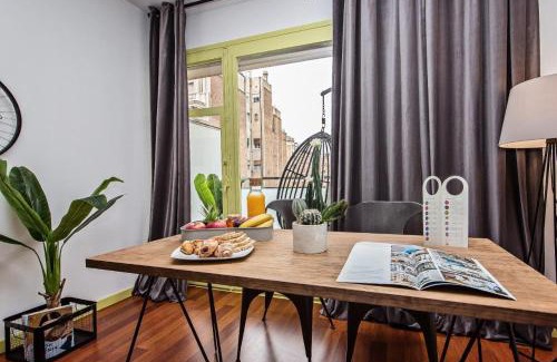 Sant Gervasi Apartment | Sweett - Diagonal - Francesc Macia