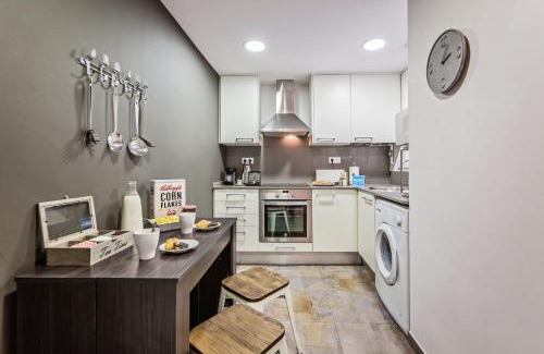 Sant Gervasi Apartment | Sweett - Diagonal - Francesc Macia