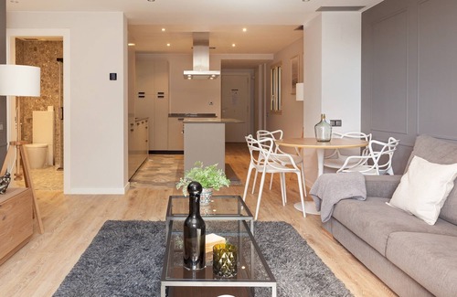 Eixample Apartment | Three bedroom apartment Ronda Sant Pere - You Stylish