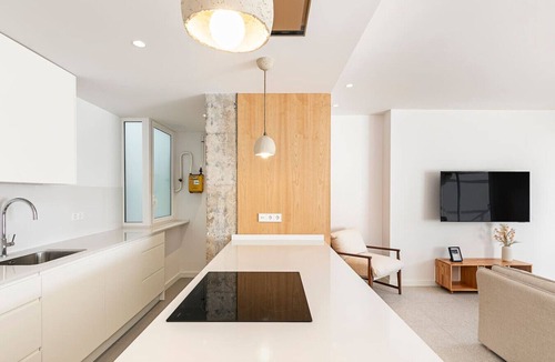 La Font de la Guatlla Apartment | Ático con terraza cerca de Gran Vía y Camp Nou