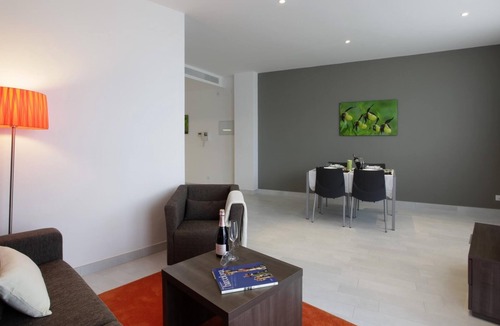 Les Corts Apartment | 1 bedroom superior apartment on the 5th floor