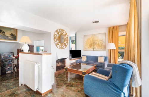 Sant Vicenc de Montalt Villa | 100 m² Villa ∙ 4 bedrooms ∙ 8 guests