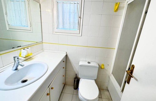 Sant Cugat del Valles Resort | 100 m² Private room ∙ 1 bedroom ∙ 1 guest