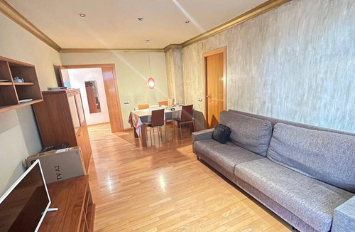 Sabadell Resort | 100 m² Private room ∙ 1 bedroom ∙ 1 guest