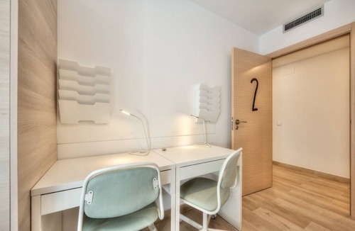 Sant Gervasi Other | 102 m² Shared room ∙ 1 bedroom ∙ 2 guests