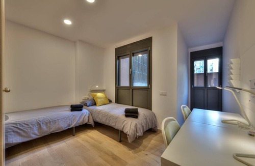 Sant Gervasi Other | 102 m² Shared room ∙ 1 bedroom ∙ 2 guests