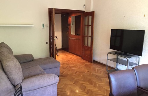 Sants-Badal Resort | 110 m² Private room ∙ 1 bedroom ∙ 1 guest