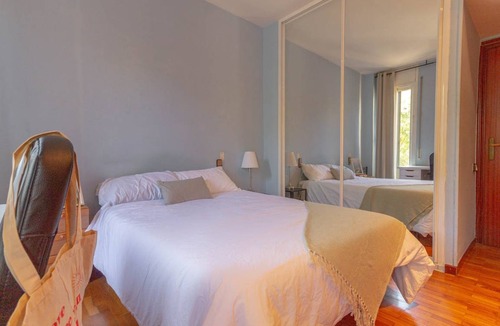 Sants-Badal Resort | 110 m² Private room ∙ 1 bedroom ∙ 1 guest