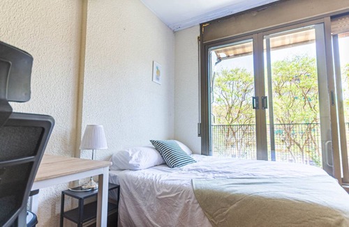 Sants-Badal Resort | 110 m² Private room ∙ 1 bedroom ∙ 1 guest