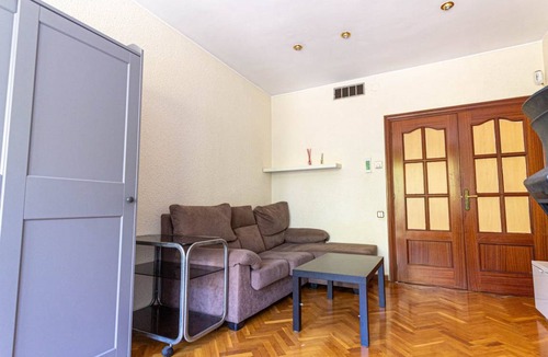 Sants-Badal Resort | 110 m² Private room ∙ 1 bedroom ∙ 1 guest