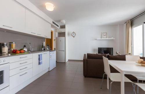 Cornella de Llobregat Apartment | 120 m² Apartment ∙ 3 bedrooms ∙ 6 guests