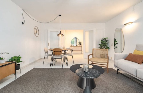 Sant Cugat del Valles Resort | 120 m² Private room ∙ 1 bedroom ∙ 1 guest