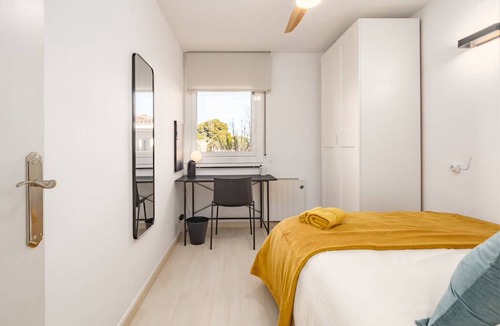 Sant Cugat del Valles Resort | 120 m² Private room ∙ 1 bedroom ∙ 1 guest