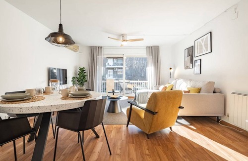 Sant Cugat del Valles Resort | 120 m² Private room ∙ 1 bedroom ∙ 1 guest