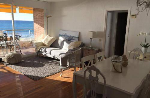 Gava Apartment | 120 m² Apartment ∙ 3 bedrooms ∙ 6 guests