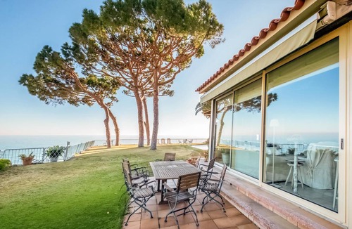 Arenys de Mar House | 120 m² House ∙ 3 bedrooms ∙ 8 guests
