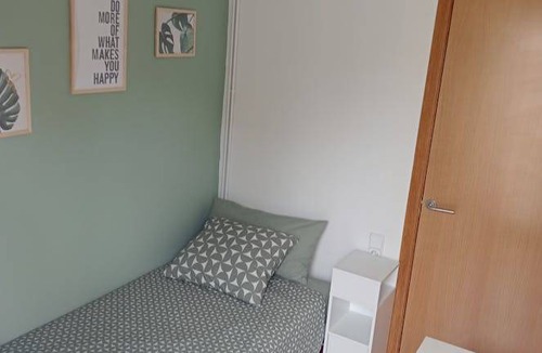 Sabadell Resort | 120 m² Private room ∙ 1 bedroom ∙ 1 guest