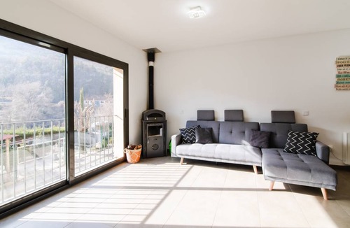 Cercs House | 146 m² House ∙ 3 bedrooms ∙ 6 guests