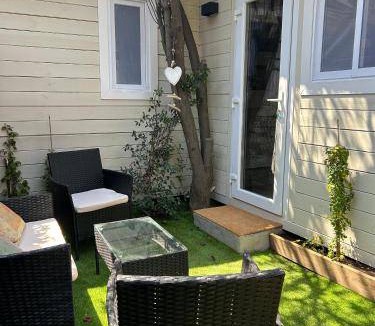 Sant Cugat del Valles House | 15 m² House ∙ 1 bedroom ∙ 3 guests