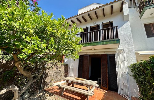 Sitges House | 150 m² House ∙ 4 bedrooms ∙ 8 guests